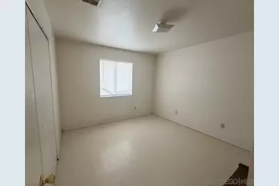  211 W Brighton Ave, El Centro, CA 92243 - Photo 7