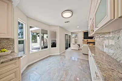  971 E J Street, Chula Vista, CA 91910 - Photo 5