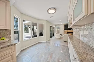 971 E J St, Chula Vista, CA 91910 - Photo 5