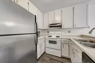 1124 Eureka St, San Diego, CA 92110 - Photo 11
