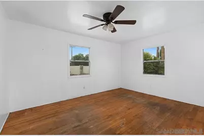  160 N Del Mar, Chula Vista, CA 91910 - Photo 13