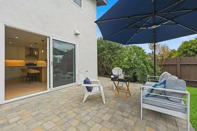  2610 Chestnut Ave, Carlsbad, CA 92010 - Photo 35