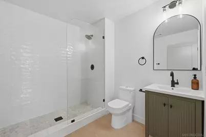  2610 Chestnut Ave, Carlsbad, CA 92010 - Photo 15