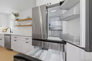 2610 Chestnut Ave, Carlsbad, CA 92010 - Photo 13