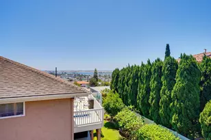 3449 Macaulay St, San Diego, CA 92106 - Photo 3