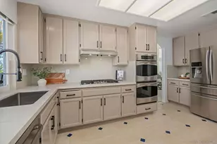 5056 Corte Alacante, Oceanside, CA 92057 - Photo 9