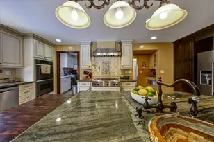 2540 Chatsworth, San Diego, CA 92106 - Photo 9