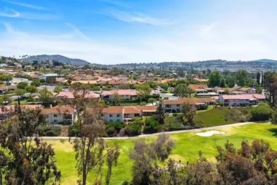  17469 Plaza Abierto #18, San Diego, CA 92128 - Photo 5