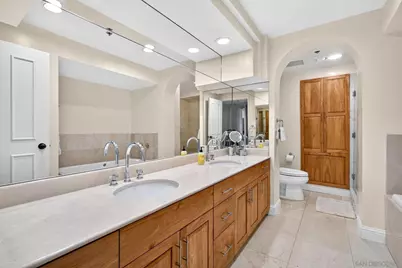  200 Harbor #3001, San Diego, CA 92101 - Photo 27
