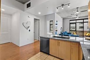 527 Tenth Ave, San Diego, CA 92101 - Photo 9