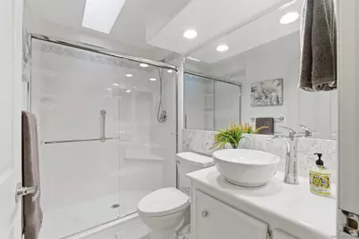  630 Via Columbia, Vista, CA 92081 - Photo 15