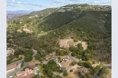  8952 Detwiler Rd, Escondido, CA 92029 - Photo 1