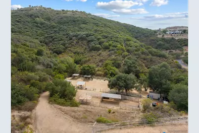  8952 Detwiler Rd, Escondido, CA 92029 - Photo 5