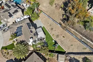 9305 Tiffany Park Pl, El Cajon, CA 92021 - Photo 11