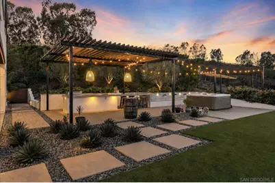  3947 Rancho Summit, Encinitas, CA 92024 - Photo 3