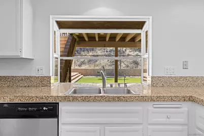  9193 Vista Entrada, Lakeside, CA 92040 - Photo 17