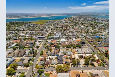  1953 Emerald St, San Diego, CA 92109 - Photo 27