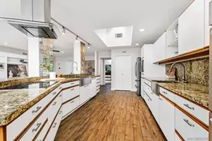 7046 Murray Park Dr, San Diego, CA 92119 - Photo 23