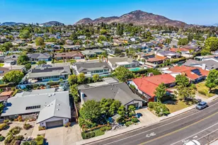 7046 Murray Park Dr, San Diego, CA 92119 - Photo 41