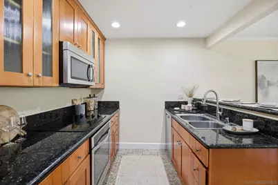  8650 Via Mallorca #E, La Jolla, CA 92037 - Photo 5
