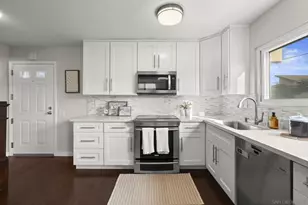4477 Mentone St, San Diego, CA 92107 - Photo 9