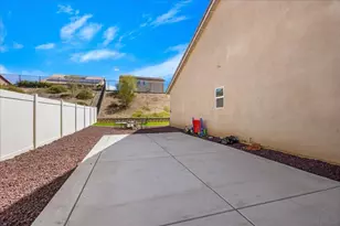 30667 Expedition Dr, Winchester, CA 92596 - Photo 39