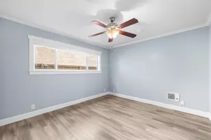 1740 Roosevelt, San Diego, CA 92109 - Photo 11