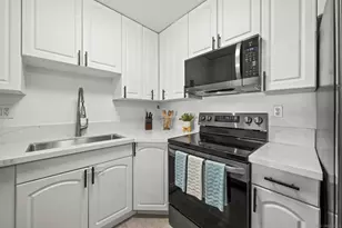 598 Telegraph Canyon Rd, Chula Vista, CA 91910 - Photo 9