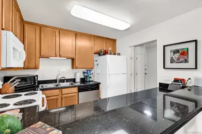  3030 Suncrest Dr #801, San Diego, CA 92116 - Photo 7
