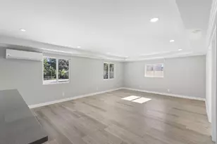 9003 Davenrich St, San Diego, CA 91977 - Photo 11