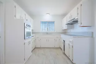 6837 Forum St, San Diego, CA 92111 - Photo 9