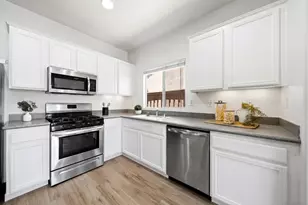 120 Estancia Way, Hemet, CA 92545 - Photo 11