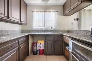 8166 Paradise Valley Ct, Spring Valley, CA 91977 - Photo 41