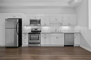 889 Date St, San Diego, CA 92101 - Photo 11