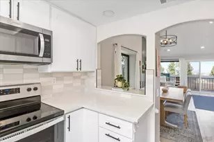 16266 Avenida Venusto, San Diego, CA 92128 - Photo 11