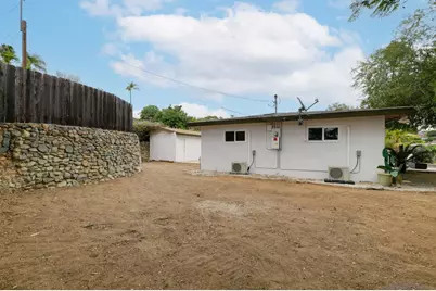  1005 Alta Vista, Vista, CA 92084 - Photo 17