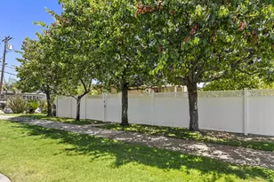 4886 Jewell St, San Diego, CA 92109 - Photo 51