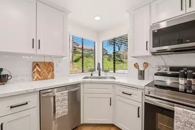  12855 Via Moura, San Diego, CA 92128 - Photo 9