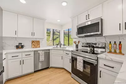  12855 Via Moura, San Diego, CA 92128 - Photo 7