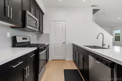  1512 Wingwood, Vista, CA 92083 - Photo 11