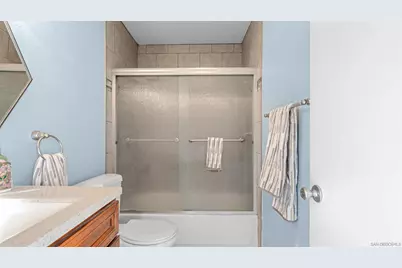  422 Devonshire Gln, Escondido, CA 92027 - Photo 17