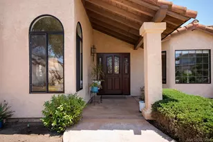 9522 Sage Hill Way, Escondido, CA 92026 - Photo 5