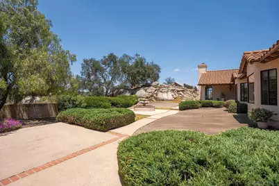  9522 Sage Hill Way, Escondido, CA 92026 - Photo 3