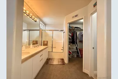  992 S Country Glen Way, Anaheim, CA 92808 - Photo 21