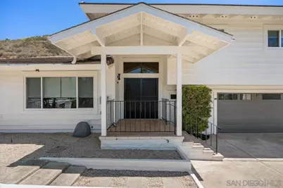  3548 Laurashawn Ln, Escondido, CA 92026 - Photo 5