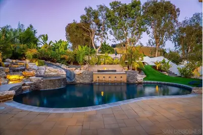  4250 Clearview Dr, Carlsbad, CA 92008 - Photo 1