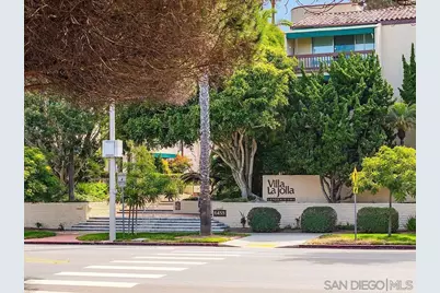  6455 La Jolla Blvd #302, La Jolla, CA 92037 - Photo 3