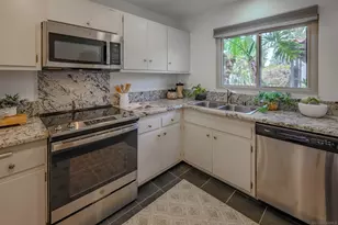 4202 Loma Riviera Ln, San Diego, CA 92110 - Photo 7