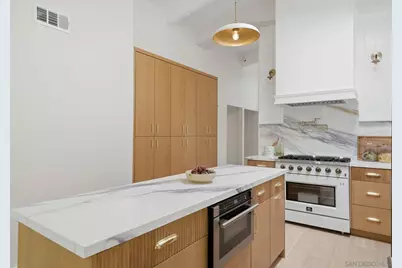  5137 San Aquario Dr, San Diego, CA 92109 - Photo 3