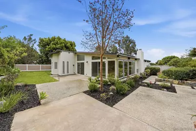  5137 San Aquario Dr, San Diego, CA 92109 - Photo 39